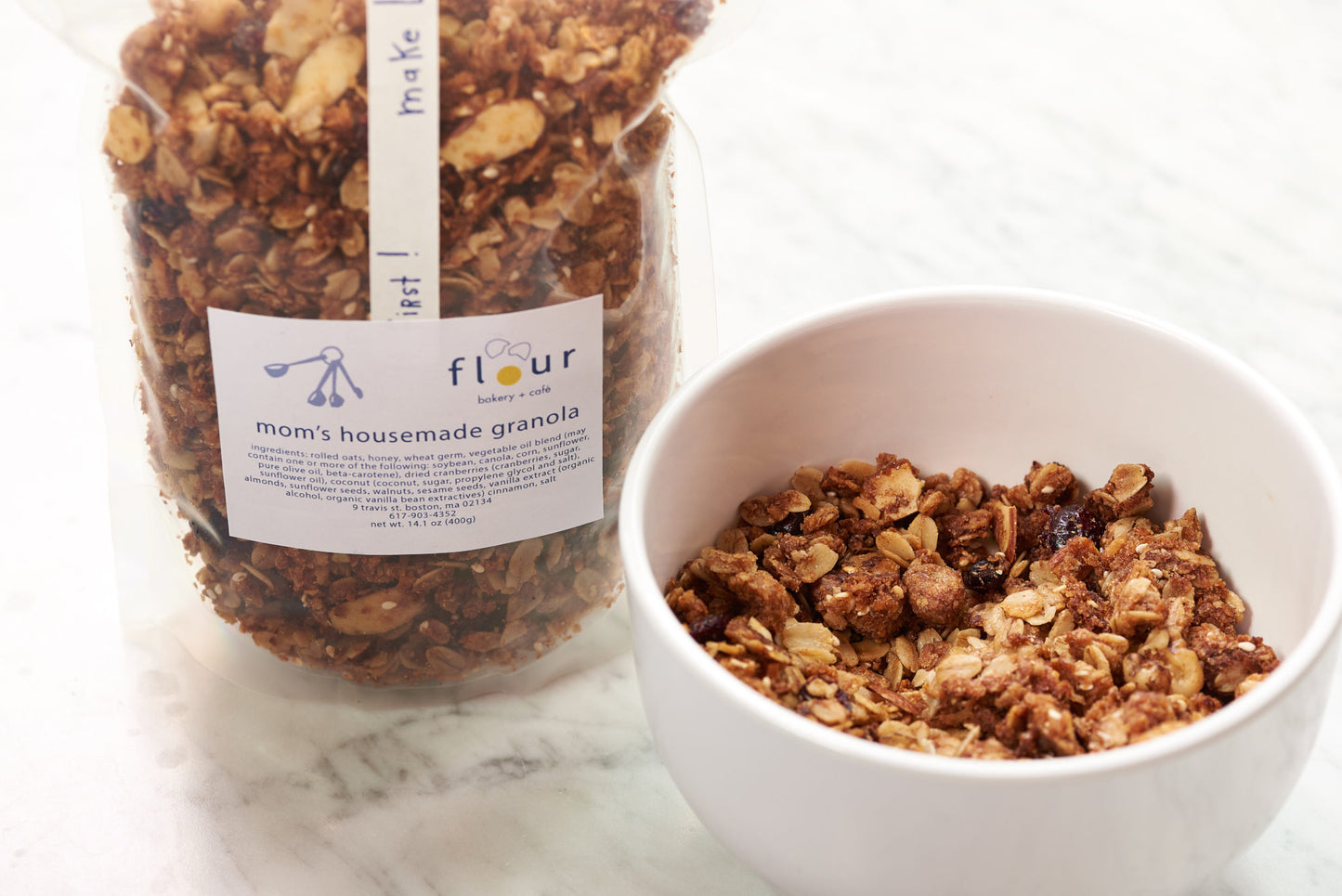 mom's housemade granola